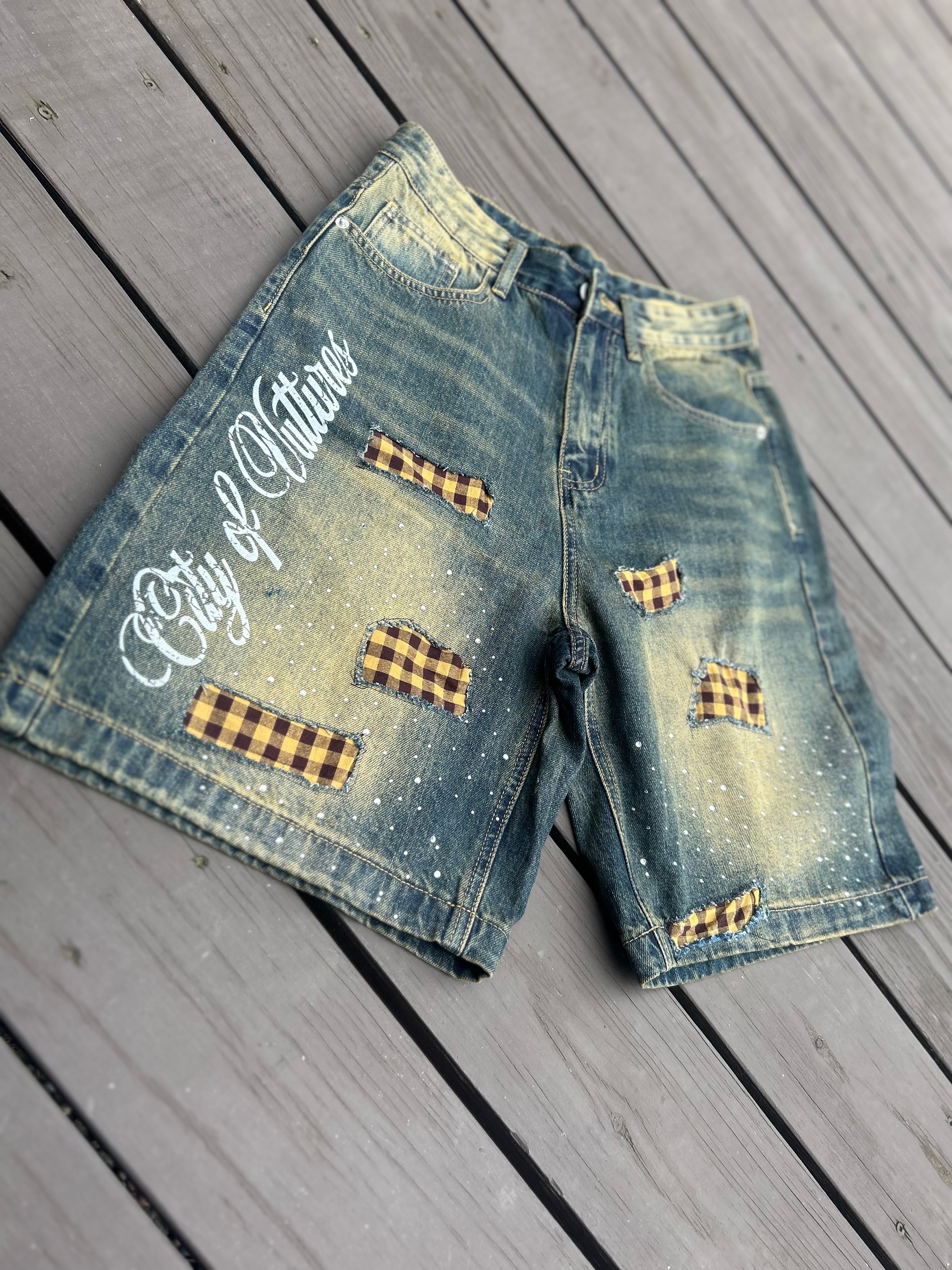CITYOFVULTURES COLLECTION PLAID PATCH JORTS